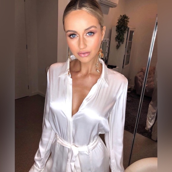 KOOKAI Lustre Satin Collared Long Sleeve Wide Leg Pantsuit Jumpsuit NWT RRP$220 - Picture 6 of 16